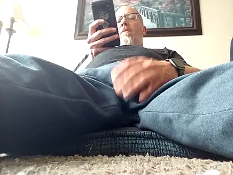 Snapshot of WorthingtonM3 chatting on 03/22/26, 07:39 WorthingtonM3 online show from 03/22/26, 07:39