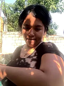 Snapshot of emi_li82 chatting on 03/30/26, 10:22 emi li82 online show from 03/30/26, 10:22