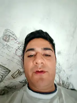 Snapshot of Hugaldo11 chatting on 05/09/26, 10:48 Hugaldo11 online show from 05/09/26, 10:48