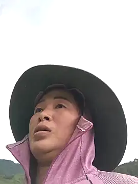 Snapshot of zanh99 chatting on 05/25/26, 01:22 zanh99 online show from 05/25/26, 01:22