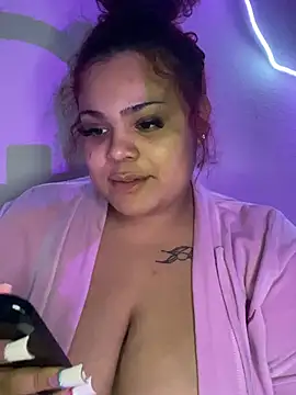 Snapshot of luvmesumscorpio661 chatting on 03/19/26, 04:38 luvmesumscorpio661 online show from 03/19/26, 04:38