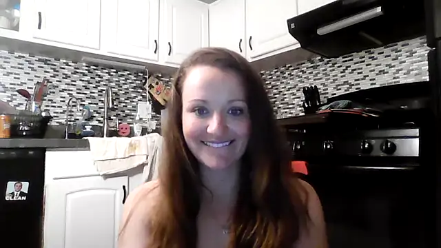 Snapshot of thenakedtrainer69 chatting on 04/22/26, 05:25 thenakedtrainer69 online show from 04/22/26, 05:25