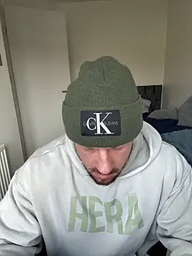 Snapshot of lockedinlad chatting on 03/10/26, 02:22 lockedinlad online show from 03/10/26, 02:22