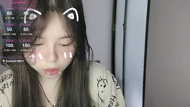 Snapshot of F-Yihao chatting on 03/05/26, 05:47 F-Yihao online show from 03/05/26, 05:47