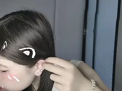 Snapshot of F-Yihao chatting on 03/09/26, 05:22 F-Yihao online show from 03/09/26, 05:22