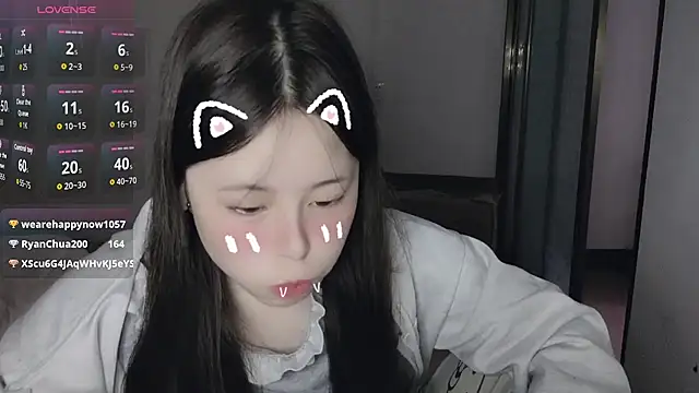 Snapshot of F-Yihao chatting on 03/27/26, 08:26 F-Yihao online show from 03/27/26, 08:26