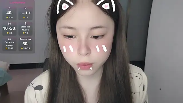 Snapshot of F-Yihao chatting on 03/28/26, 06:40 F-Yihao online show from 03/28/26, 06:40