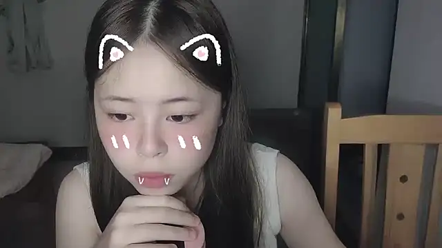 Snapshot of F-Yihao chatting on 04/16/26, 10:27 F-Yihao online show from 04/16/26, 10:27