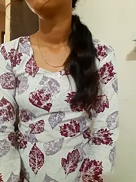 Snapshot of Janvi_chauhan chatting on 02/26/26, 06:01 Janvi chauhan online show from 02/26/26, 06:01