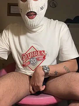 Snapshot of lawex98 chatting on 03/04/26, 10:16 lawex98 online show from 03/04/26, 10:16