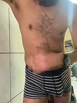 Snapshot of lawex98 chatting on 03/21/26, 02:31 lawex98 online show from 03/21/26, 02:31