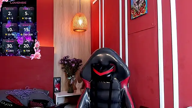 Snapshot of Valkiria_wine chatting on 04/08/26, 01:11 Valkiria wine online show from 04/08/26, 01:11