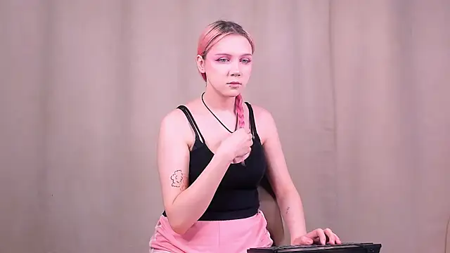 LinMagpuri online show from 03/11/26, 04:40