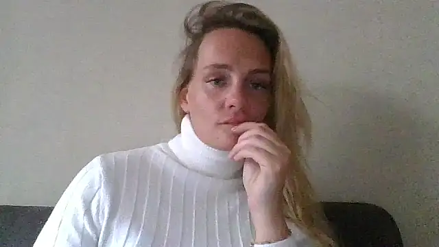 Lisanne30 online show from 02/27/26, 01:33