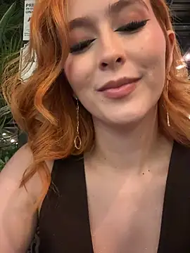 Snapshot of AnnieAddam chatting on 04/16/26, 02:12 AnnieAddam online show from 04/16/26, 02:12