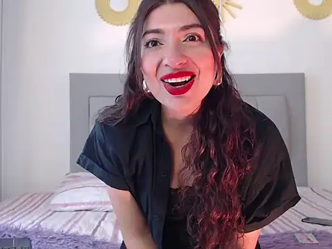 Snapshot of Julietaamado chatting on 03/12/26, 02:45 Julietaamado online show from 03/12/26, 02:45