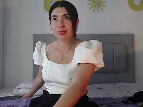 Snapshot of Julietaamado chatting on 03/16/26, 02:32 Julietaamado online show from 03/16/26, 02:32