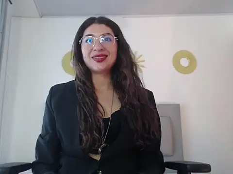 Snapshot of Julietaamado chatting on 03/25/26, 01:39 Julietaamado online show from 03/25/26, 01:39