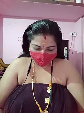 Snapshot of tamil_lathikaaa chatting on 06/16/26, 04:42 tamil lathikaaa online show from 06/16/26, 04:42