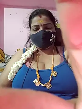 Snapshot of tamil_lathikaaa chatting on 06/20/26, 05:49 tamil lathikaaa online show from 06/20/26, 05:49