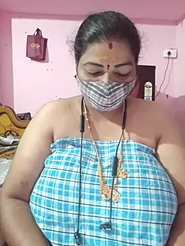 Snapshot of tamil_lathikaaa chatting on 07/08/26, 03:11 tamil lathikaaa online show from 07/08/26, 03:11