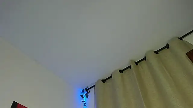 Rebeca Marchetti online show from 04/06/26, 08:43