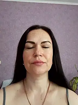 AmyLove471 online show from 05/25/26, 06:52