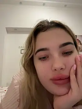 TiffanyCouture online show from 03/01/26, 05:26