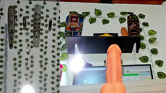 Snapshot of katleya_funny chatting on 07/02/26, 11:05 katleya funny online show from 07/02/26, 11:05
