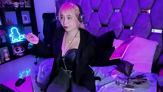 Maky Coss online show from 04/29/26, 01:59