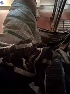 Snapshot of sathish2895 chatting on 04/14/26, 11:38 sathish2895 online show from 04/14/26, 11:38