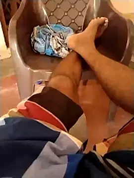 Snapshot of sathish2895 chatting on 04/22/26, 09:11 sathish2895 online show from 04/22/26, 09:11