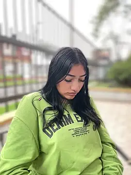 Snapshot of GeorgiaPink_ chatting on 03/18/26, 06:00 GeorgiaPink online show from 03/18/26, 06:00