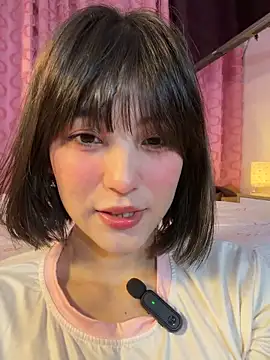 Snapshot of AitanaJhons_ chatting on 04/13/26, 11:05 AitanaJhons online show from 04/13/26, 11:05