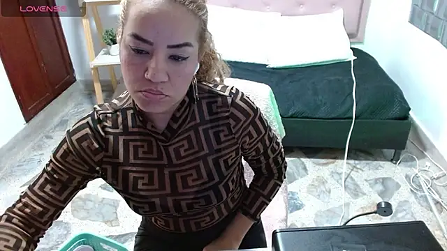 Brenda  222 online show from 02/26/26, 01:10