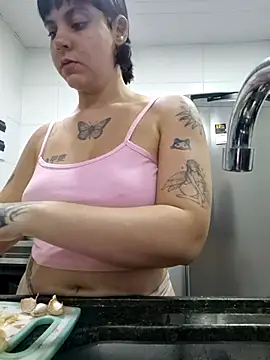 quemerayssa online show from 03/04/26, 12:27