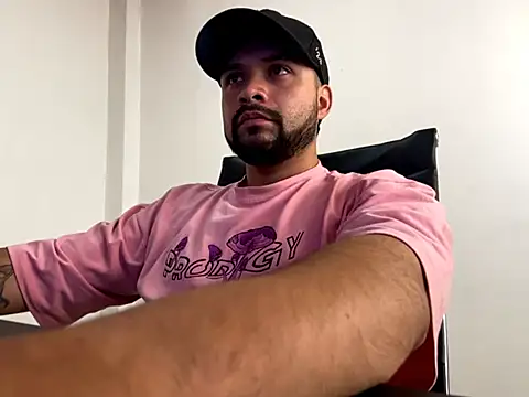 Snapshot of Zion_draftt chatting on 03/13/26, 05:30 Zion draftt online show from 03/13/26, 05:30