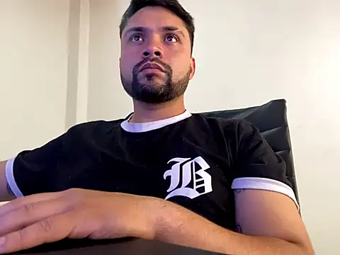 Snapshot of Zion_draftt chatting on 03/27/26, 09:36 Zion draftt online show from 03/27/26, 09:36