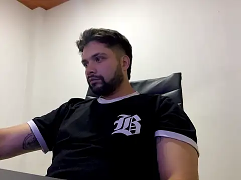 Snapshot of Zion_draftt chatting on 04/04/26, 11:57 Zion draftt online show from 04/04/26, 11:57