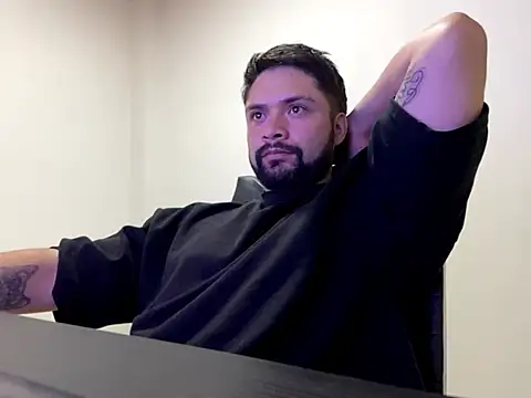 Snapshot of Zion_draftt chatting on 04/09/26, 12:43 Zion draftt online show from 04/09/26, 12:43