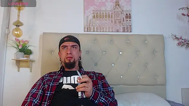 Rommen N Zoe online show from 06/21/26, 12:35