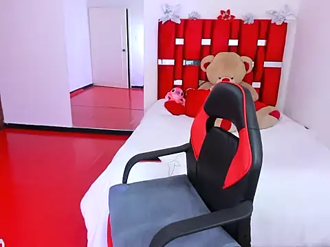 Snapshot of mia_rouse11 chatting on 03/01/26, 01:07 mia rouse11 online show from 03/01/26, 01:07