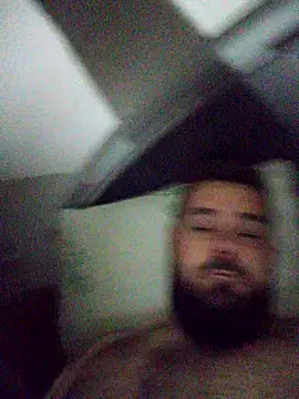 Snapshot of Enzo9911 chatting on 04/07/26, 12:11 Enzo9911 online show from 04/07/26, 12:11