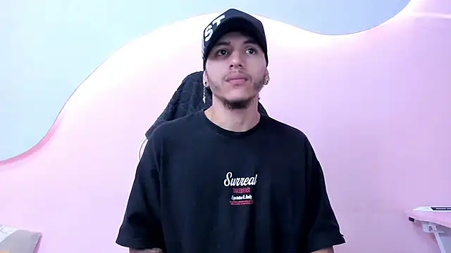 DanteLuxx online show from 04/14/26, 04:29