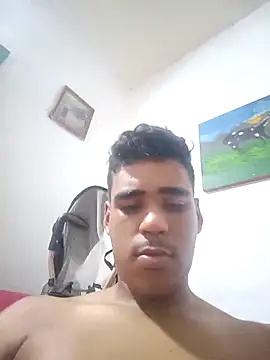 luis230436 online show from 04/14/26, 04:07