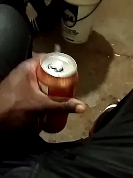 Snapshot of monsterdick112 chatting on 04/25/26, 10:40 monsterdick112 online show from 04/25/26, 10:40