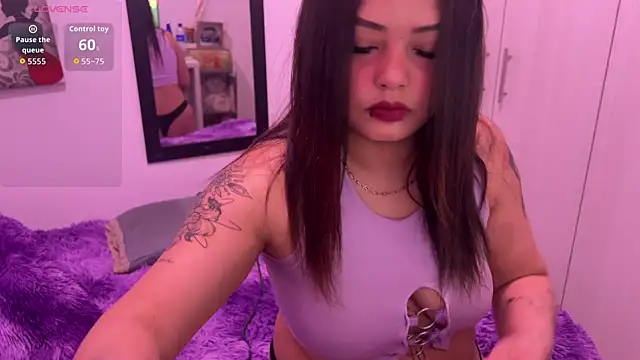 Snapshot of tokio-co chatting on 04/08/26, 11:37 tokio-co online show from 04/08/26, 11:37