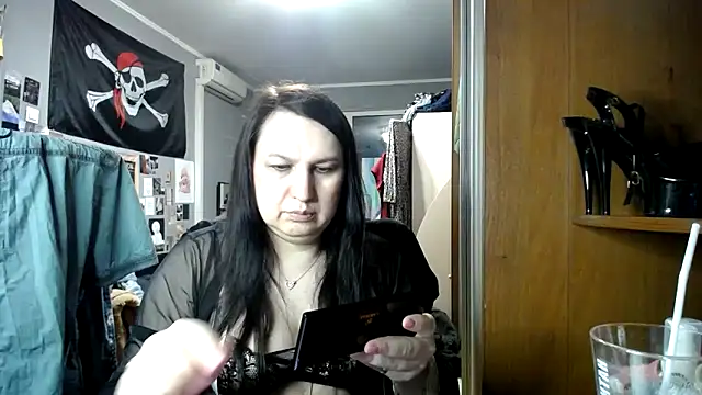 EvaBeautyXx online show from 03/08/26, 08:45