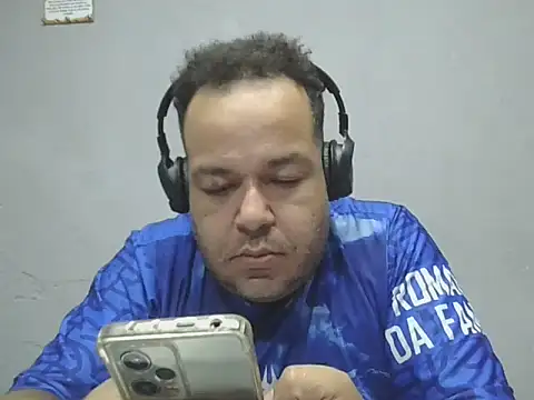 UrsoBissexualPauGrosso online show from 03/21/26, 12:15