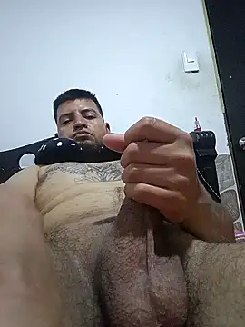 Snapshot of Ozkr777 chatting on 03/05/26, 03:57 Ozkr777 online show from 03/05/26, 03:57